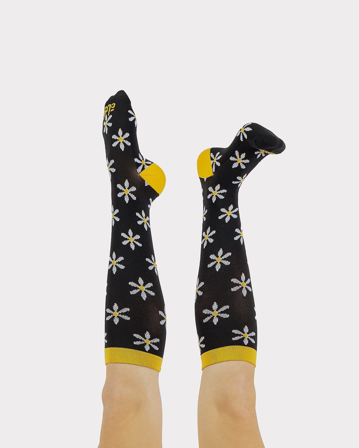 Compression Socks - White Daisy