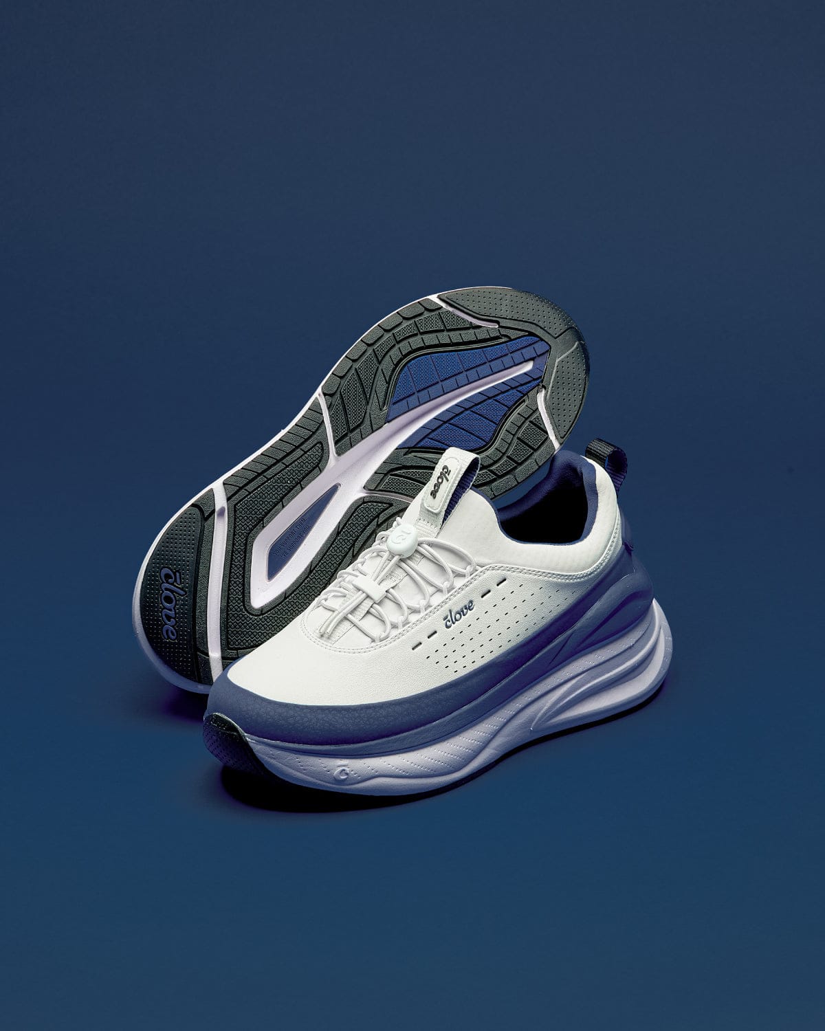 Women's Forte 2 - White / Navy - Image 3