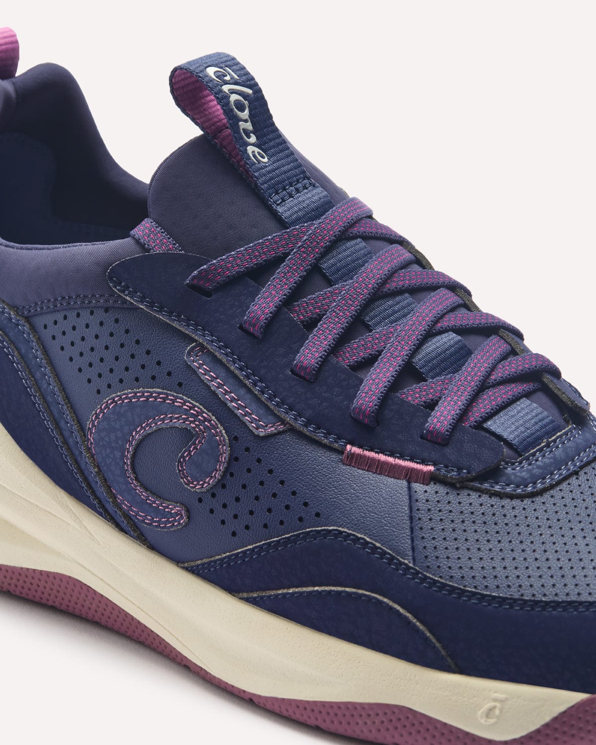 Women's Strada - Navy / Sand / Cabernet - Image 3